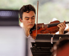 Encerramento da série “Mostly Mozart” leva música clássica a 800 pessoas no MON