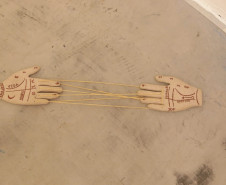 Exposição de cerâmica artística encerra temporada de mostras da Academia Alfredo Andersen