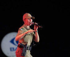 Com repertório variado, Banda da PMPR anima multidão antes do show do Roupa Nova