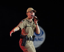 Com repertório variado, Banda da PMPR anima multidão antes do show do Roupa Nova