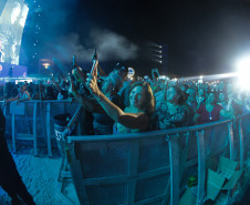 Roupa Nova mais do que dobra público de dois anos atrás no Verão Maior Paraná em Matinhos