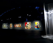 Última semana da exposição “Através”, da artista Mariana Palma