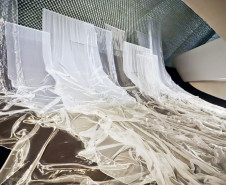 Última semana da exposição “Através”, da artista Mariana Palma