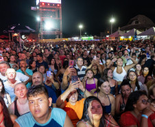 Bruno & Denner e Israel & Rodolffo fazem balada sertaneja para 32 mil pessoas em Pontal do Paraná