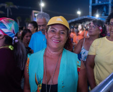Roberta Miranda e Raça Negra transformam Pontal do Paraná em palco de grandes emoções