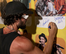 Atitude 67 e Kamisa 10 fazem noite de pagode em dose dupla em Pontal do Paraná