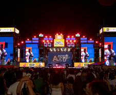 Atitude 67 e Kamisa 10 fazem noite de pagode em dose dupla em Pontal do Paraná