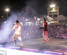 Atitude 67 e Kamisa 10 fazem noite de pagode em dose dupla em Pontal do Paraná