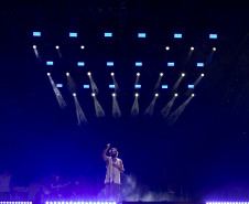 Atitude 67 e Kamisa 10 fazem noite de pagode em dose dupla em Pontal do Paraná