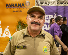 Raça Negra supera público de 2 anos atrás e canta para coral de 118 mil pessoas em Matinhos