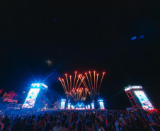 Ana Castela confirma status de fenômeno diante de 228 mil pessoas no Verão Maior Paraná