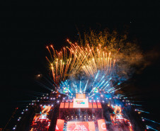 Ana Castela confirma status de fenômeno diante de 228 mil pessoas no Verão Maior Paraná