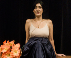 Ana Castela, Paralamas do Sucesso e comédia no teatro marcam a agenda cultural