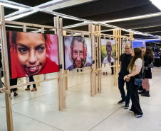 Governador participa de abertura da mostra fotográfica “Instante do Olhar”, no MON