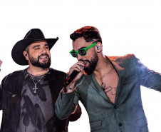 O palco de Pontal do Paraná recebe duas atrações do sertanejo que prometem levantar o público: Murilo Huff e a dupla Léo & Raphael, garantindo uma noite marcada por hits e forte participação dos veranistas.