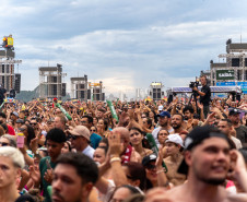 Pagode de Belo e Jeito Moleque encerra primeiro fim de semana de shows do Verão Maior