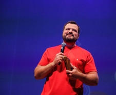 Teatro Guaíra abre consulta pública para sugestões ao edital do Prêmio Gralha Azul