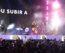 Novidade no Verão Maior, gospel de Fernandinho leva 62 mil pessoas a Matinhos