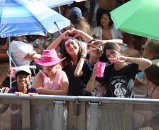 Ana Castela confirma status de fenômeno diante de 228 mil pessoas no Verão Maior Paraná