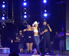 Ana Castela confirma status de fenômeno diante de 228 mil pessoas no Verão Maior Paraná