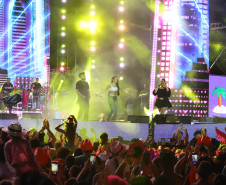 Ana Castela confirma status de fenômeno diante de 228 mil pessoas no Verão Maior Paraná