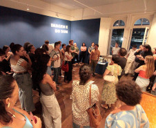 Em fevereiro, MIS-PR terá visita guiada noturna e encontro com carnavalescos