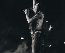 Ana Castela confirma status de fenômeno diante de 228 mil pessoas no Verão Maior Paraná