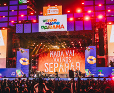 Novidade no Verão Maior, gospel de Fernandinho leva 62 mil pessoas a Matinhos