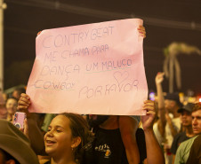 Pontal do Paraná, 09 de janeiro de 2026 - Público na Arena Marisol durante o Verão Maior Paraná.
