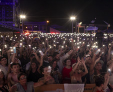 Atitude 67 e Kamisa 10 fazem noite de pagode em dose dupla em Pontal do Paraná