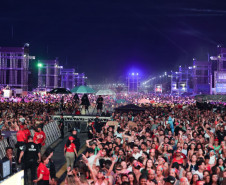 É só o começo: primeiro fim de semana de shows do Verão Maior reúne 722 mil pessoas