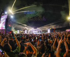 Drones, luzes e recorde de público: show de Alok leva 338 mil pessoas ao Verão Maior