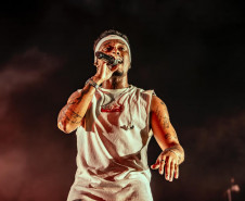 Atitude 67 e Kamisa 10 fazem noite de pagode em dose dupla em Pontal do Paraná