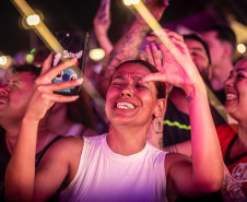 Atitude 67 e Kamisa 10 fazem noite de pagode em dose dupla em Pontal do Paraná