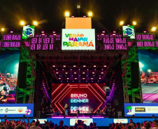 Bruno & Denner e Israel & Rodolffo fazem balada sertaneja para 32 mil pessoas em Pontal do Paraná