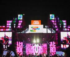 Ana Castela confirma status de fenômeno diante de 228 mil pessoas no Verão Maior Paraná