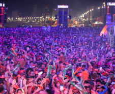 Ana Castela confirma status de fenômeno diante de 228 mil pessoas no Verão Maior Paraná