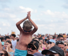 A dupla Israel e Rodolffo  durante  apresentação do seu  show  no Verão Maior Paraná, em Matinhos - 08/02/2026