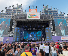 A dupla Israel e Rodolffo  durante  apresentação do seu  show  no Verão Maior Paraná, em Matinhos - 08/02/2026