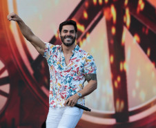 A dupla Israel e Rodolffo  durante  apresentação do seu  show  no Verão Maior Paraná, em Matinhos - 08/02/2026