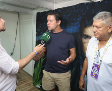 Padre Reginaldo Manzotti reúne 38 mil pessoas no último domingo do Verão Maior Paraná