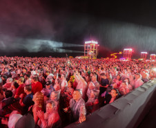 A dupla Zezé Di Camargo e Luciano durante a apresentação do seu show dentro da programação do Verão Maior Paraná, em Matinhos - 07/02/2026