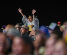 A dupla Zezé Di Camargo e Luciano durante a apresentação do seu show dentro da programação do Verão Maior Paraná, em Matinhos - 07/02/2026