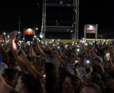 Diego & Arnaldo abrem último fim de semana do Verão Maior Paraná com show eclético em Pontal do Paraná