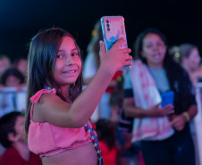 Diego & Arnaldo abrem último fim de semana do Verão Maior Paraná com show eclético em Pontal do Paraná