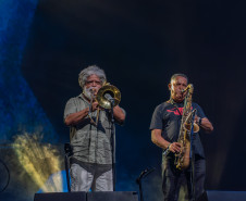 Paralamas do Sucesso voltam a empolgar público com hits atemporais em retorno ao Litoral paranaense