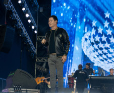 Clássicos do sertanejo no Verão Maior, Teodoro & Sampaio e Gian & Giovani agitam Pontal do Paraná