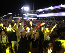 Reggae, praia e conexão: Inner Circle embala 153 mil pessoas em Matinhos