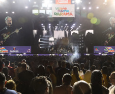 Aonde quer que eu vá: chuva, coral e emoção marcam show dos Paralamas em Matinhos