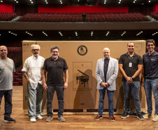 Novo piano marca aporte histórico no Teatro Guaíra e inaugura temporada da OSP